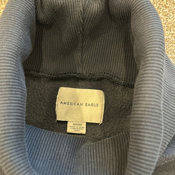 American eagle cropped shirt - Picture 2 of 2